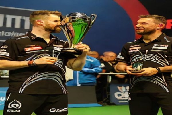 Luke Littler Stuns Premier League Leader Jonny Clayton in Thrilling PDC World Darts Championship