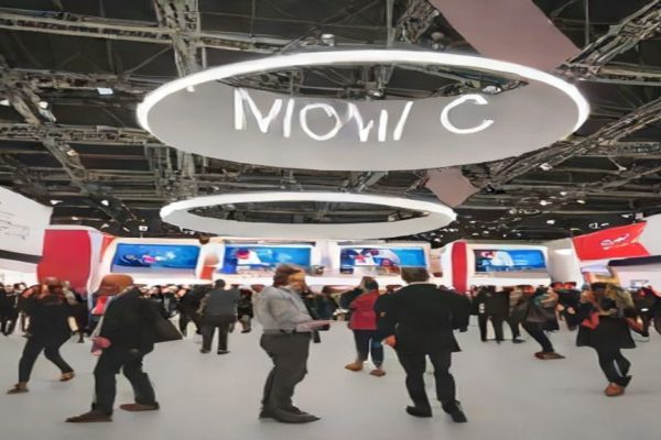 Unveiling the Future of Tech: MWC Highlights, Epic vs Google Drama, and a Touch of Hollywood