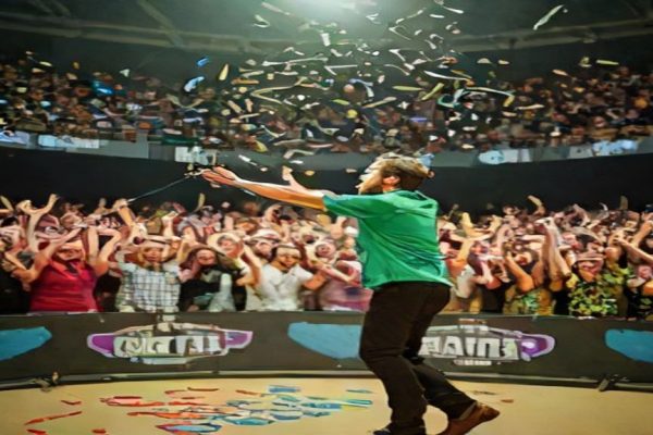 Luke Littler Stuns Premier League Leader Jonny Clayton in Thrilling Darts Final