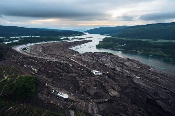 Catastrophic Landslide in Alaska’s Tracy Arm Fjord Disrupts Cruise Industry