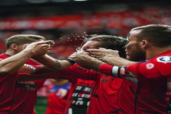 Premier League Referees to Review Hair-Pulling Policy After Trio of Red Cards